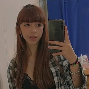 Meet your Posher, Mica